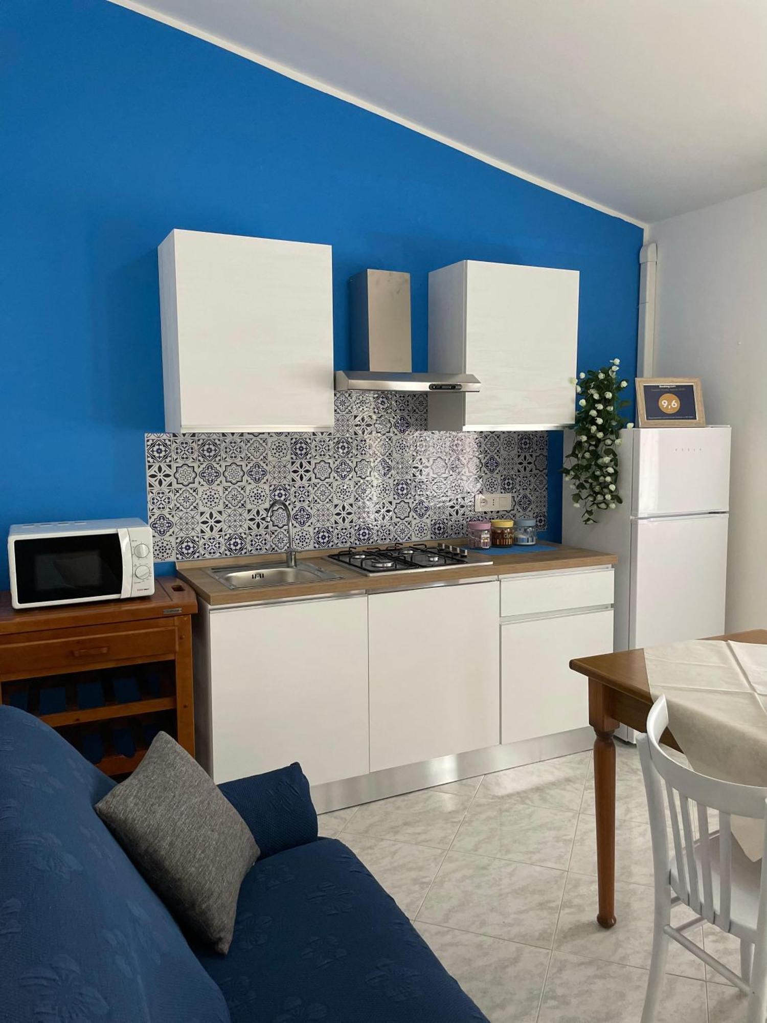 Casa Vacanze Da Roberta A Pochi Km Da Oristano Simaxis エクステリア 写真