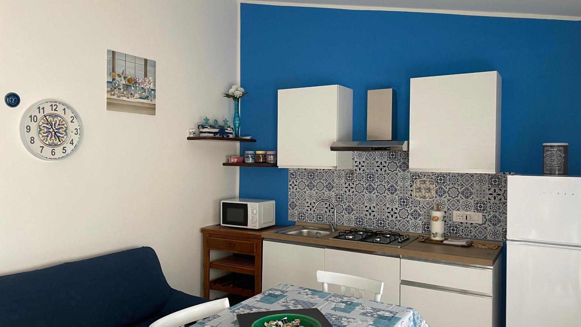 Casa Vacanze Da Roberta A Pochi Km Da Oristano Simaxis エクステリア 写真